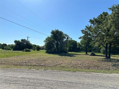 Looking for a beautiful lot to build your dream home on? Look no on The Club At Runaway Bay in Texas - for sale on GolfHomes.com, golf home, golf lot