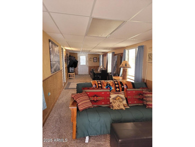 This is a lovely 2 bedroom 2 bath partially furnished home on 3 Parks Fairways in Arizona - for sale on GolfHomes.com, golf home, golf lot