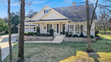 This stunning 4-bedroom, 3.5-bath home with guest suite and on Lake Kiowa Golf Course in Texas - for sale on GolfHomes.com, golf home, golf lot