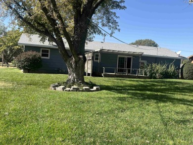 This 1976 Ranch Style home is just waiting for its new owner on Lyons Town and Country Club in Kansas - for sale on GolfHomes.com, golf home, golf lot