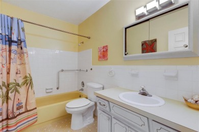 Welcome to this spacious 2-bedroom, 2-bathroom, 1400 sq ft condo on On Top Of The World Golf Course in Florida - for sale on GolfHomes.com, golf home, golf lot