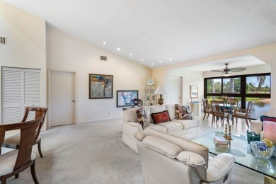 Move-in ready, top-floor residence in Eastgate with spectacular on Hunters Run Golf and Country Club in Florida - for sale on GolfHomes.com, golf home, golf lot