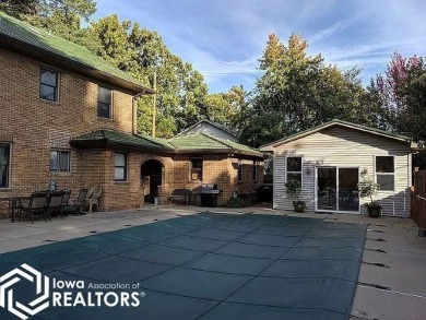 Beautiful, well maintained, 2 story brick home close to schools on Fairfield Golf and Country Club in Iowa - for sale on GolfHomes.com, golf home, golf lot