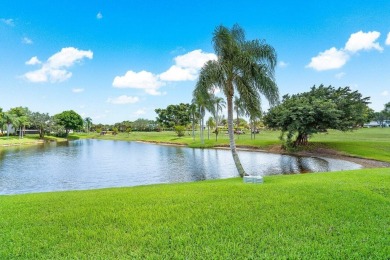 Move-in ready, top-floor residence in Eastgate with spectacular on Hunters Run Golf and Country Club in Florida - for sale on GolfHomes.com, golf home, golf lot