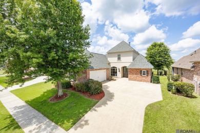 Located on the golf course and water with a new roof and on Copper Mill Golf Club in Louisiana - for sale on GolfHomes.com, golf home, golf lot