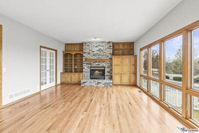 Lisa McGuire Kelly, M: , lmkelly,   - Gorgeous 2 sty home sits on Eagle Run Golf Complex in Nebraska - for sale on GolfHomes.com, golf home, golf lot