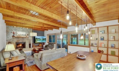 Step into this 3-bedroom, 2-bath Lake Harmony home showcasing on Split Rock Resort and Country Club in Pennsylvania - for sale on GolfHomes.com, golf home, golf lot