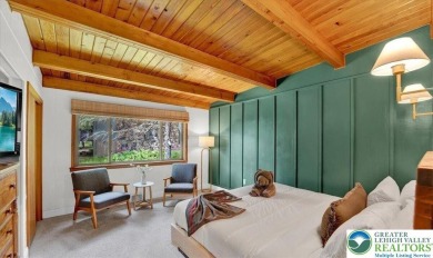 Step into this 3-bedroom, 2-bath Lake Harmony home showcasing on Split Rock Resort and Country Club in Pennsylvania - for sale on GolfHomes.com, golf home, golf lot