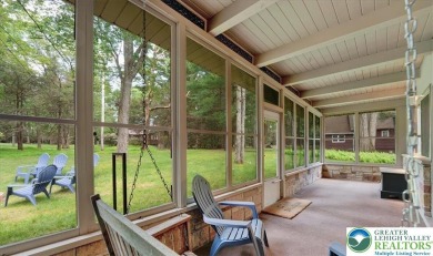 Step into this 3-bedroom, 2-bath Lake Harmony home showcasing on Split Rock Resort and Country Club in Pennsylvania - for sale on GolfHomes.com, golf home, golf lot