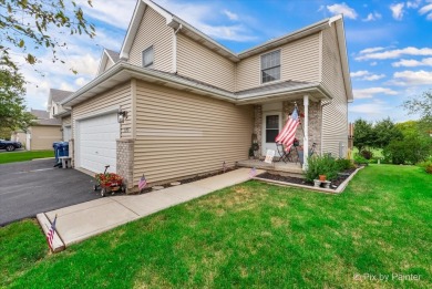 This 3 bedroom, 2.1 bath duplex is sure to impress with stunning on River Heights Golf Club in Illinois - for sale on GolfHomes.com, golf home, golf lot