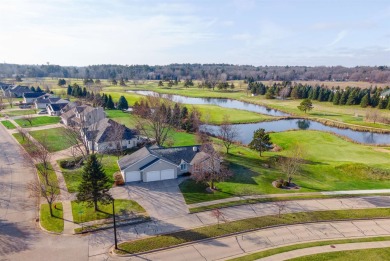 This charming 2-bedroom, 2.5 bath ranch home is a true gem! on Foxfire Golf Club in Wisconsin - for sale on GolfHomes.com, golf home, golf lot