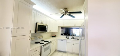 Beautiful GROUND FLOOR  2 bed 2 bath INSIDE CORNER UNIT in an on Sunrise Lakes Phase IV Golf Course in Florida - for sale on GolfHomes.com, golf home, golf lot