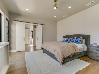 **Stunning Luxury Modern Home in Horseshoe Bay**Welcome to your on Apple Rock Golf Course - Horseshoe Bay in Texas - for sale on GolfHomes.com, golf home, golf lot