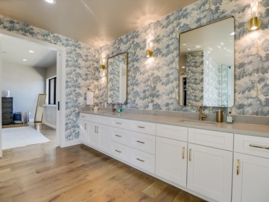 **Stunning Luxury Modern Home in Horseshoe Bay**Welcome to your on Apple Rock Golf Course - Horseshoe Bay in Texas - for sale on GolfHomes.com, golf home, golf lot