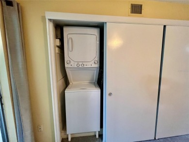 Fully Furnished End Unit!! Come see this Turnkey 2 bed /2 Bath on On Top Of The World Golf Course in Florida - for sale on GolfHomes.com, golf home, golf lot