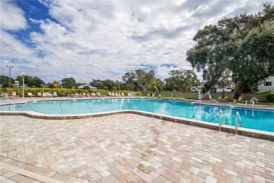 Fully Furnished End Unit!! Come see this Turnkey 2 bed /2 Bath on On Top Of The World Golf Course in Florida - for sale on GolfHomes.com, golf home, golf lot