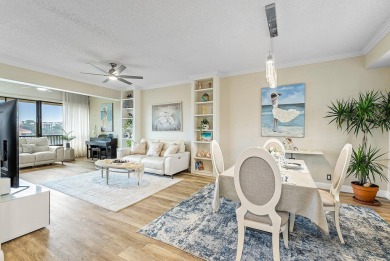 Immaculate rare modern condo with 2 bedrooms and 2 bathrooms on Boca Pointe Country Club in Florida - for sale on GolfHomes.com, golf home, golf lot