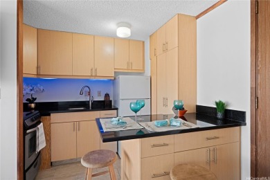 Cute and affordable! Don't miss this opportunity to own a on Honolulu Country Club in Hawaii - for sale on GolfHomes.com, golf home, golf lot