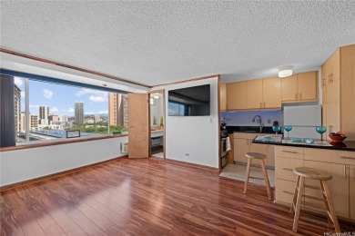 Cute and affordable! Don't miss this opportunity to own a on Honolulu Country Club in Hawaii - for sale on GolfHomes.com, golf home, golf lot