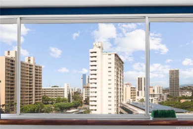Cute and affordable! Don't miss this opportunity to own a on Honolulu Country Club in Hawaii - for sale on GolfHomes.com, golf home, golf lot