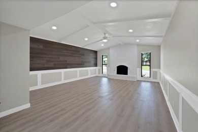 Gorgeous Move-In Ready Modern Home by Grand Oaks Golf Course on Grand Oaks Golf Club in Texas - for sale on GolfHomes.com, golf home, golf lot