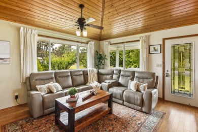 Tucked into a peaceful Volcano cul-de-sac and neighborhood, your on Volcano Golf and Country Club in Hawaii - for sale on GolfHomes.com, golf home, golf lot