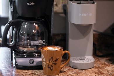 Nicely appointed 1 bedroom 2 bath golf villa in Poplar Ridge on  in Illinois - for sale on GolfHomes.com, golf home, golf lot