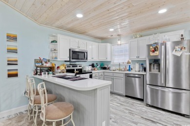 Turn-Key Myrtle Beach Home - Location, Style  Comfort!  Don't on Arcadian Shores Golf Club in South Carolina - for sale on GolfHomes.com, golf home, golf lot