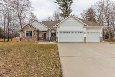This stunning Craftsman 4bed, 3bath home offers luxury living on Foxfire Golf Club in Wisconsin - for sale on GolfHomes.com, golf home, golf lot