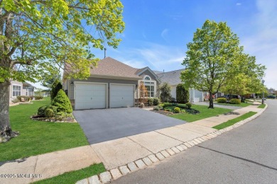 Don't miss this 3-bedroom, 3-bathroom home in the popular on Renaissance Country Club in New Jersey - for sale on GolfHomes.com, golf home, golf lot