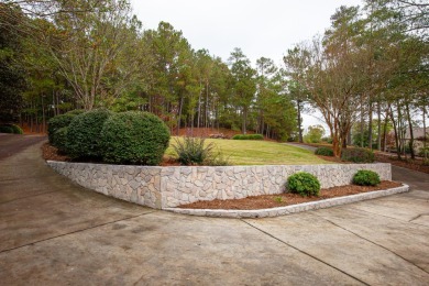 THE HOUSE
___________
The house was built in 1997 which is old on Woodside Plantation Country Club in South Carolina - for sale on GolfHomes.com, golf home, golf lot