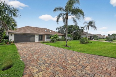 Experience the essence of Florida living in this beautifully on Spanish Wells Golf and Country Club in Florida - for sale on GolfHomes.com, golf home, golf lot