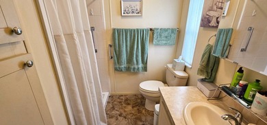 FURNISHED TURN KEY Florida 2 bedroom 2 bath home in 55 + Resort on Zephyrhills Municipal Golf Course in Florida - for sale on GolfHomes.com, golf home, golf lot