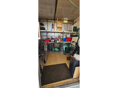 FURNISHED TURN KEY Florida 2 bedroom 2 bath home in 55 + Resort on Zephyrhills Municipal Golf Course in Florida - for sale on GolfHomes.com, golf home, golf lot