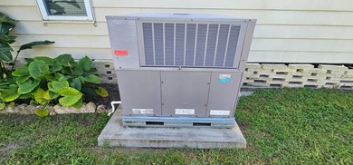 FURNISHED TURN KEY Florida 2 bedroom 2 bath home in 55 + Resort on Zephyrhills Municipal Golf Course in Florida - for sale on GolfHomes.com, golf home, golf lot