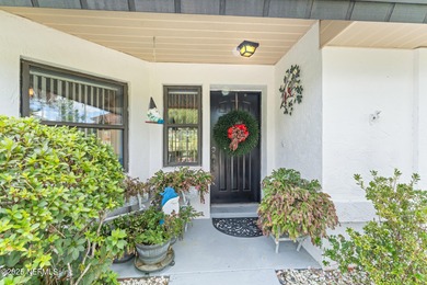 Beautiful 3-bedroom, 2-bath home offering an open layout and on The Grand Club Cypress Course in Florida - for sale on GolfHomes.com, golf home, golf lot