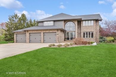 Style meets functionality and comfort in this remarkable on Tamarack Golf Club in Illinois - for sale on GolfHomes.com, golf home, golf lot