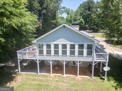 Lakeview 3-bedroom & 2-bathroom home with private access to the on Turtle Cove Golf Course in Georgia - for sale on GolfHomes.com, golf home, golf lot