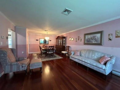 One of the biggest units in the Leisure Village complex. This on Leisure Village Golf Course in New York - for sale on GolfHomes.com, golf home, golf lot