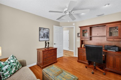TURNKEY 3/2 FOXGLOVE COURTYARD VILLA with GOLF FRONT VIEWS, SWIM on The Links of Spruce Creek in Florida - for sale on GolfHomes.com, golf home, golf lot