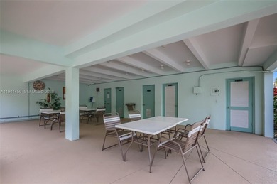 Beautifully maintained and spacious 1-bedroom, 1.5-bath unit on The Diplomat Golf Resort and Spa in Florida - for sale on GolfHomes.com, golf home, golf lot