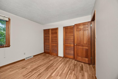 Welcome to 865 Colony Way located in the desirable Worthington on Worthington Hills Country Club in Ohio - for sale on GolfHomes.com, golf home, golf lot