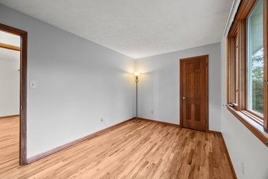 Welcome to 865 Colony Way located in the desirable Worthington on Worthington Hills Country Club in Ohio - for sale on GolfHomes.com, golf home, golf lot