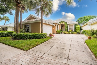 This fully remodeled 3-bedroom, 2-bathroom home in the highly on Bear Lakes Country Club in Florida - for sale on GolfHomes.com, golf home, golf lot