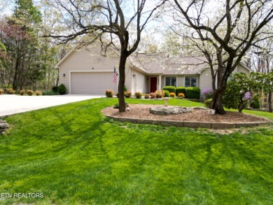Beautiful 3 bedroom, 2 bath home in the sought-after Fairfield on Druid Hills Golf Club in Tennessee - for sale on GolfHomes.com, golf home, golf lot