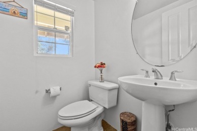 Gorgeous and well-maintained, energy-efficient home! 3 bedrooms on Hoakalei Country Club At Ocean Pointe in Hawaii - for sale on GolfHomes.com, golf home, golf lot