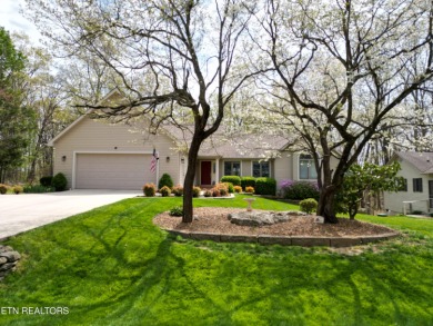 Beautiful 3 bedroom, 2 bath home in the sought-after Fairfield on Druid Hills Golf Club in Tennessee - for sale on GolfHomes.com, golf home, golf lot