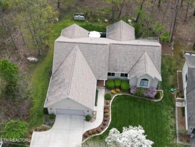 Beautiful 3 bedroom, 2 bath home in the sought-after Fairfield on Druid Hills Golf Club in Tennessee - for sale on GolfHomes.com, golf home, golf lot