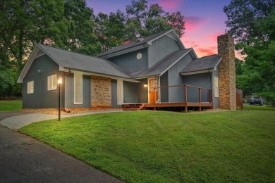 Step into this completely renovated home where style and comfort on Willow Creek Country Club in Virginia - for sale on GolfHomes.com, golf home, golf lot