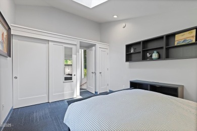 Dreaming of the Oregon Coast? Don't miss this delightful home on Salishan Spa and Golf Resort in Oregon - for sale on GolfHomes.com, golf home, golf lot